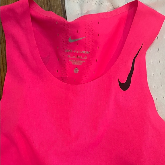 Nike Aeroswift Running Tank Tops - XS -lot of 3 - Picture 4 of 6